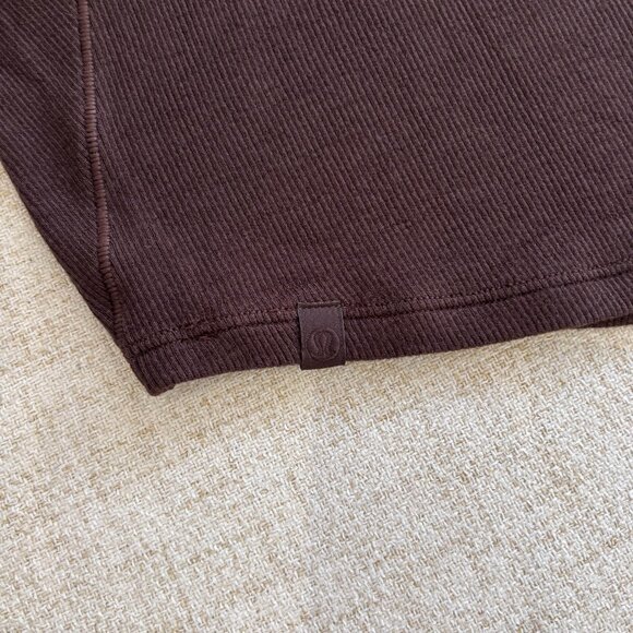 lululemon Espresso Hold Tight Cropped Tank size 6 - Picture 10 of 13